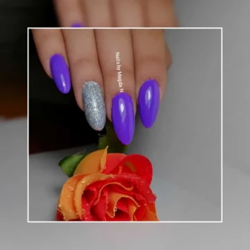 Unghii cu gel, semi, tips